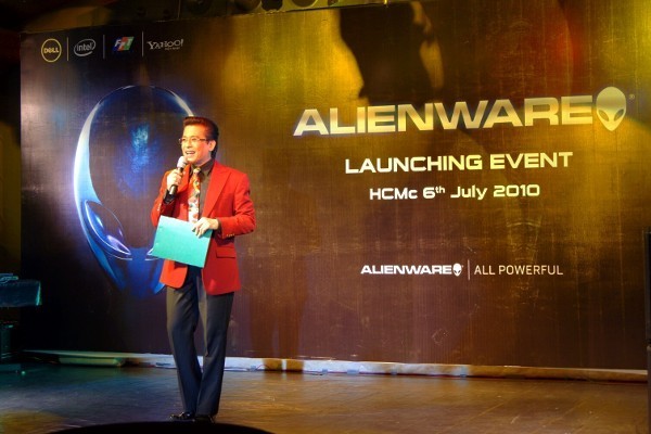 Dell giới thiệu Alienware M11X cho giới game thủ