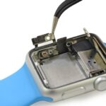 Bên trong Apple Watch - cỗ máy khổng lồ trong cái đồng hồ