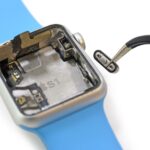 Bên trong Apple Watch - cỗ máy khổng lồ trong cái đồng hồ