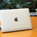 Trên tay nhanh MacBook Retina 12" vàng. Mỏng, nhẹ, đẹp, hoàn thiện cực tốt