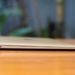 Trên tay nhanh MacBook Retina 12" vàng. Mỏng, nhẹ, đẹp, hoàn thiện cực tốt