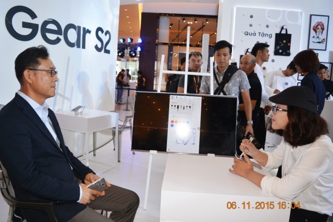 151106-samsung-gear-s2-launch-30_resize