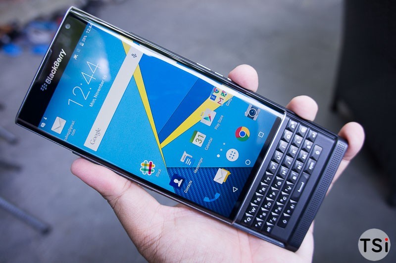 Ảnh BlackBerry Priv tại Sài Gòn: Smartphone chạy Android đầu tiên của "Dâu Đen"