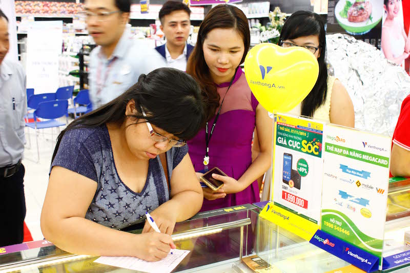 Viễn Thông A hợp tác với Lotte Mart mở chuỗi cửa hàng V-Box