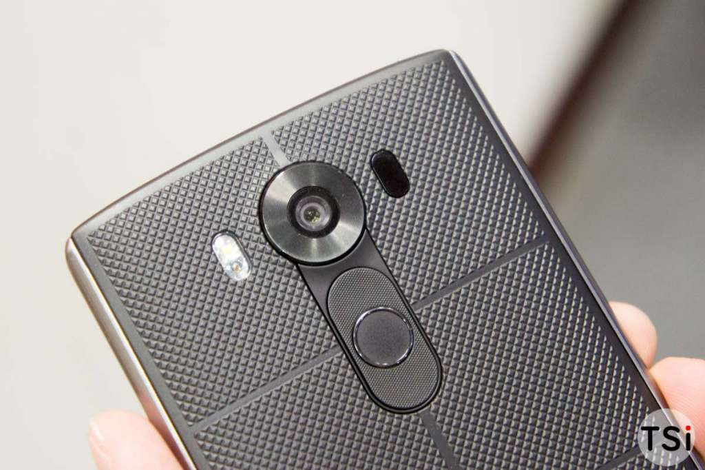 LG V10 đánh vào phân khúc cao cấp giá 16 triệu đồng