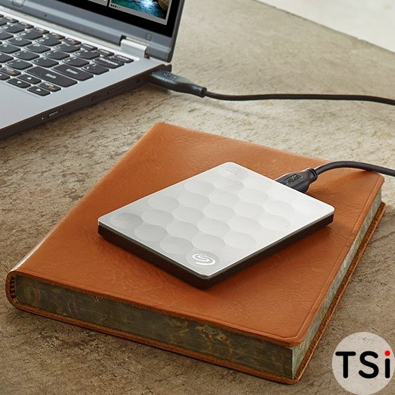 [CES 2016] Seagate Backup Plus Ultra Slim - Ổ cứng 2TB mỏng nhất thế giới