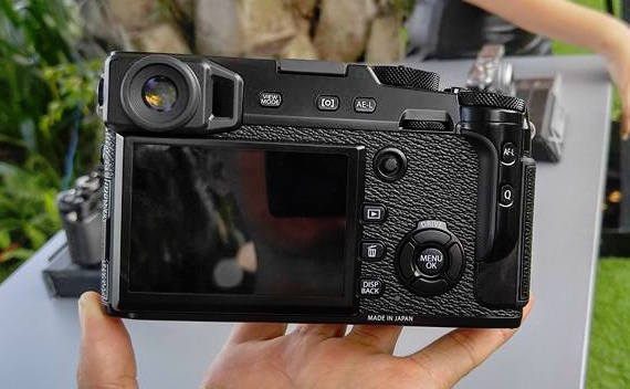 Chính thức: Fujifilm X-Pro2, X-E2s, X-70 và ống kính XF100-400mm có mặt tại Việt Nam từ 15/2