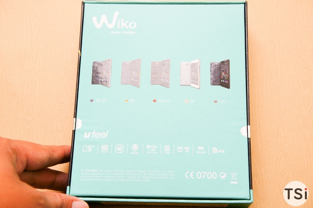 Mở hộp Wiko U Feel: có vân tay, khay đậy SIM huyền thoại 