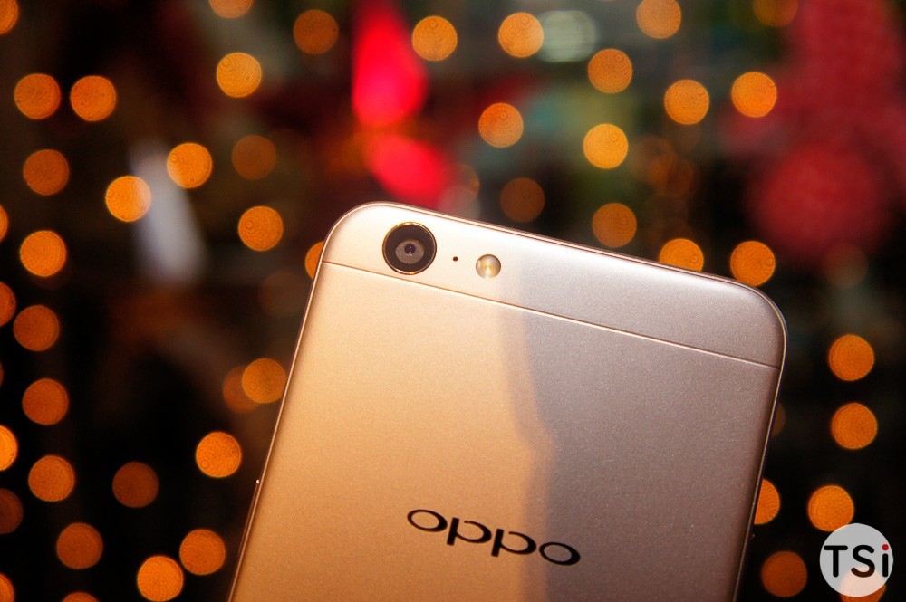 Mở hộp Oppo A39: giống F1s, không vân tay, hoàn thiện tốt