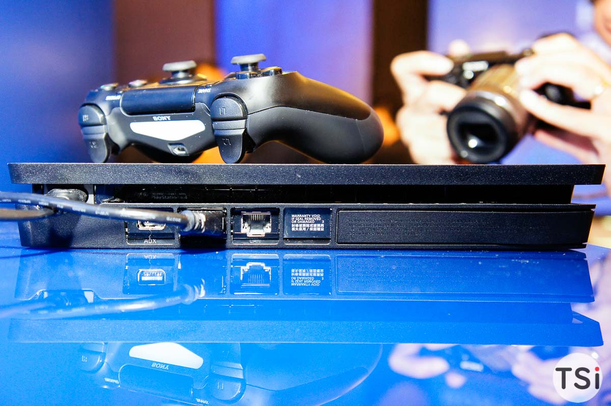 Sony chính thức tung PlayStation 4 tại Việt Nam, giá từ 9 triệu đồng