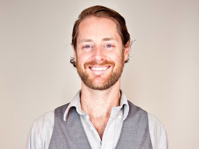 Ryan Holmes - CEO Hootsuite: Xóa sạch email sau khi xong việc