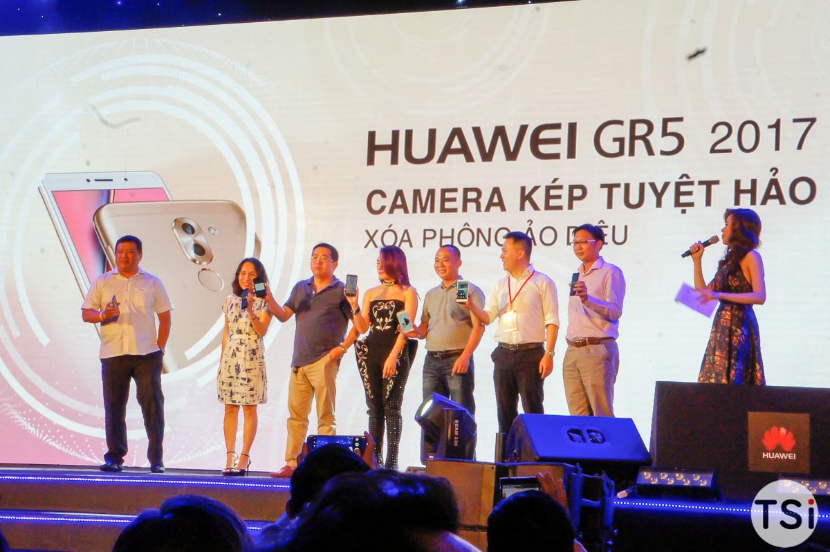 Huawei GR5 2017 chính thức giá 6 triệu đồng: camera kép, pin 3340mAh, bán từ 10/12