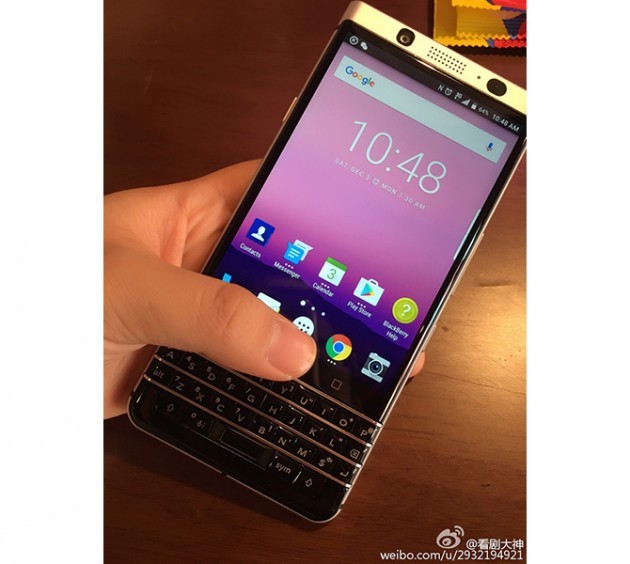 Rò rỉ mẫu BlackBerry mới chạy Android, có bàn phím vật lí