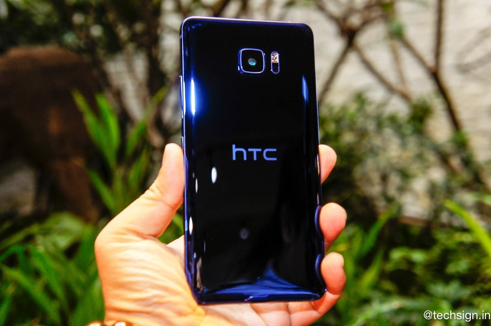 Ra mắt HTC U Ultra và U Play, bán ở Việt Nam cuối tháng 2