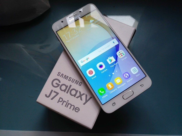 Samsung mở ưu đãi khi mua Galaxy J5 Prime và Galaxy J7 Prime Hồng vàng