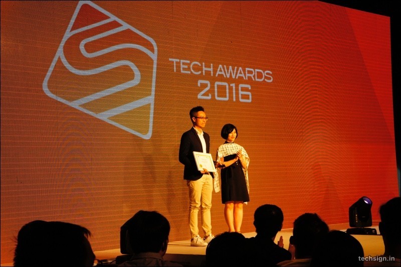 Hình ảnh chương trình bình chọn Tech Awards 2016 của VnExpress