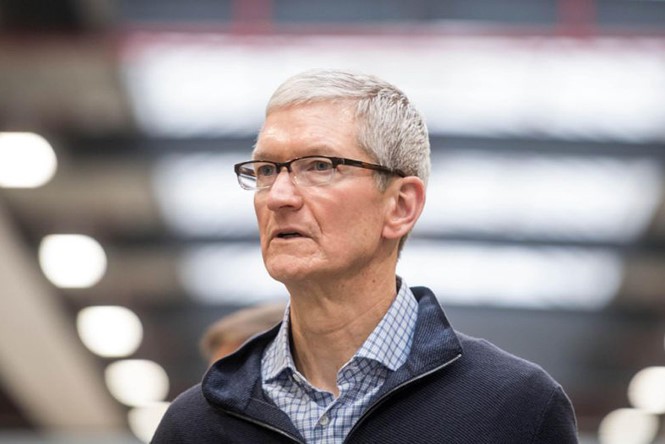 Tim Cook kêu gọi các công ty công nghệ hợp sức loại bỏ tin tức giả mạo