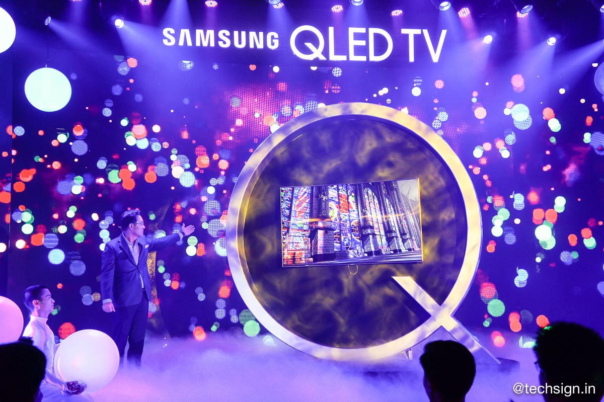 Samsung chính thức ra mắt dòng TV QLED tại Việt Nam, giá từ 64,9 triệu đồng