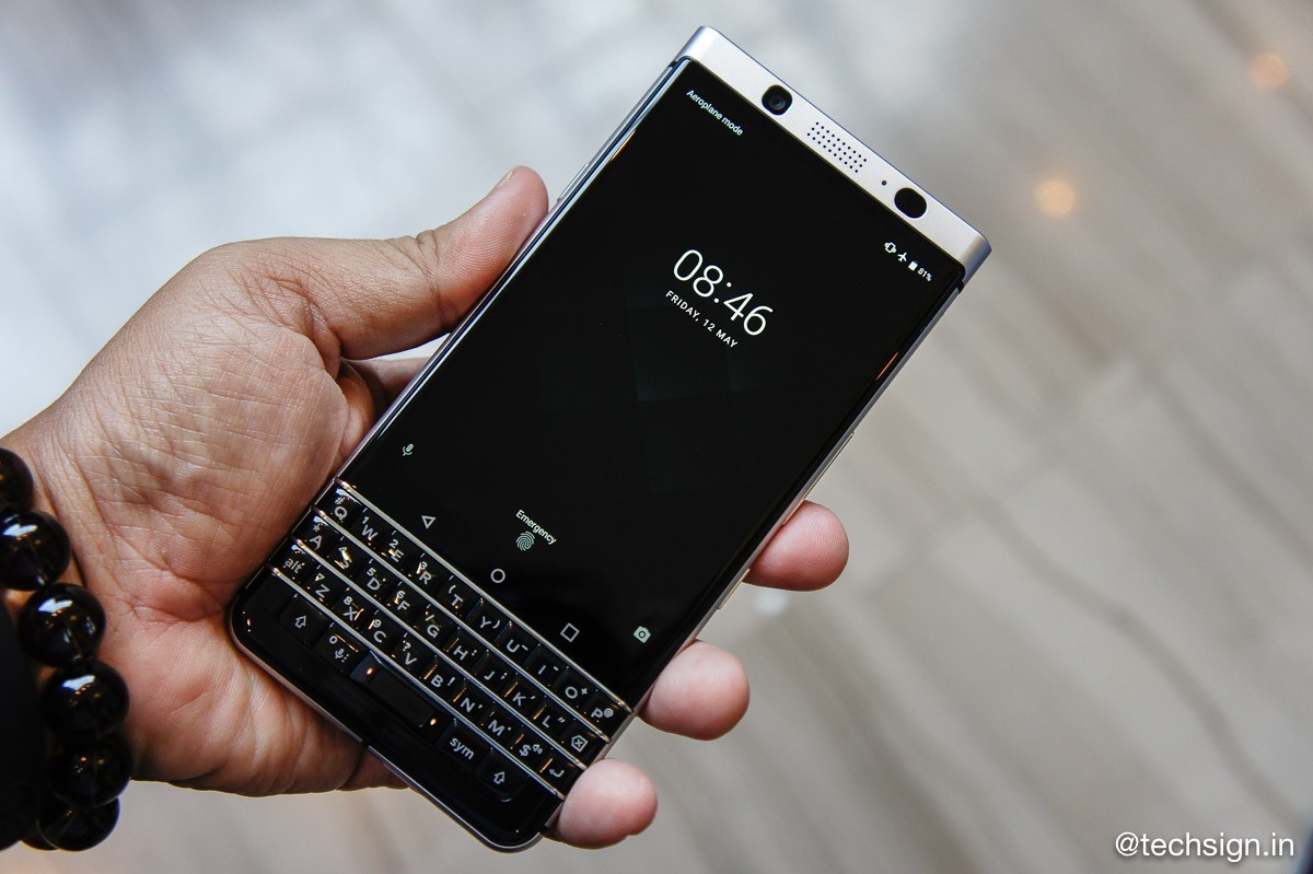 Sờ tận tay BlackBerry KeyOne: bàn phím cứng vẫn rất lôi cuốn