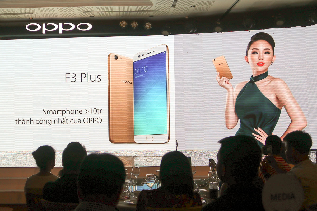 Oppo F3 với camera kép selfie góc rộng ra mắt, giá 7,5 triệu đồng