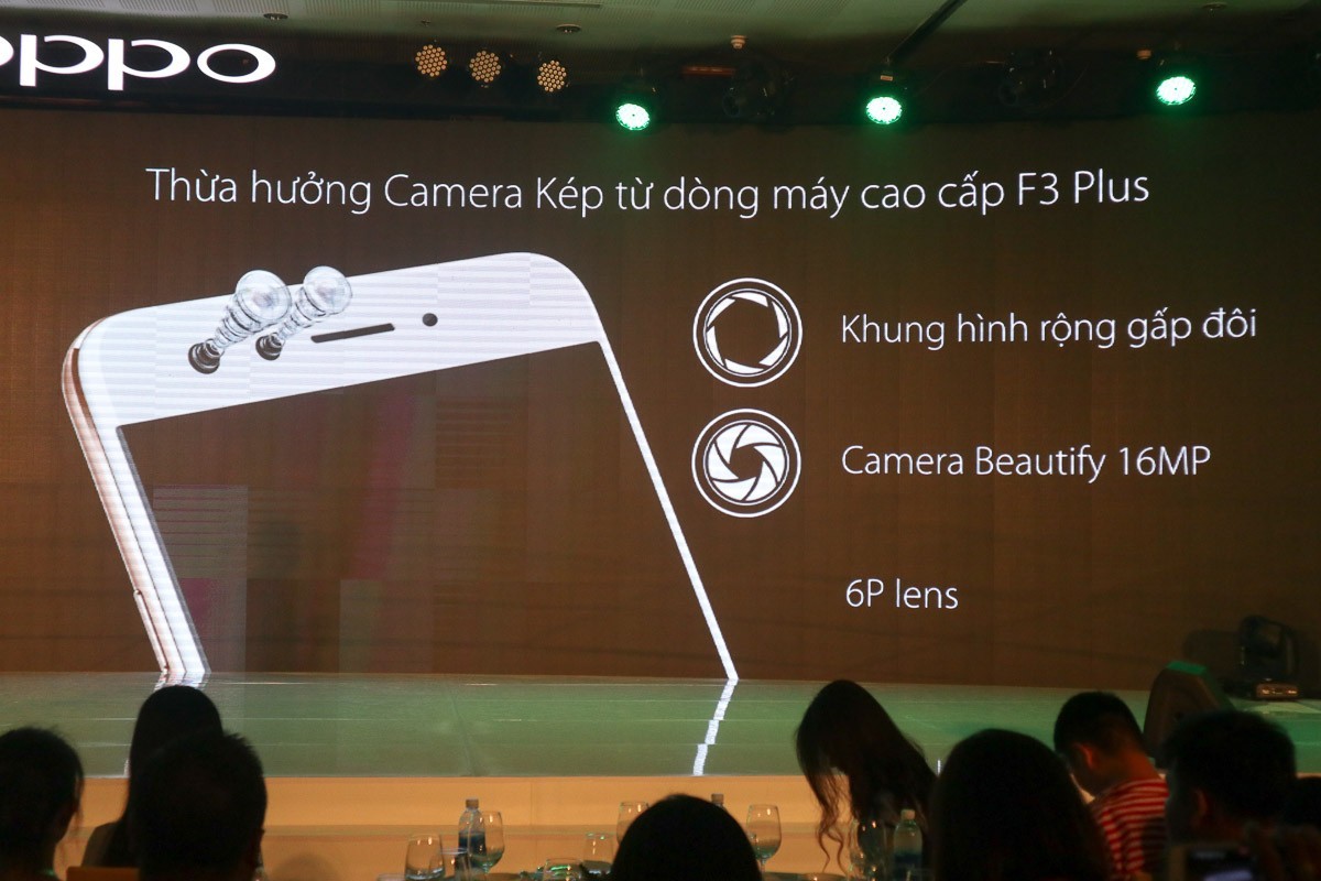 Oppo F3 với camera kép selfie góc rộng ra mắt, giá 7,5 triệu đồng