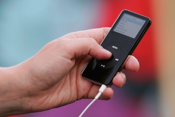 Nhìn lại 12 năm tồn tại của iPod nano