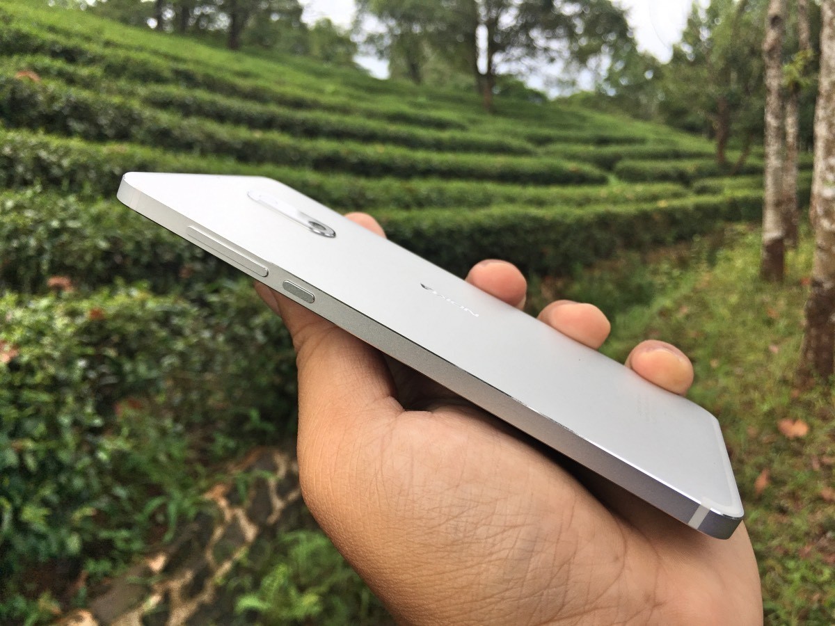 Mở hộp và trên tay nhanh Nokia 6