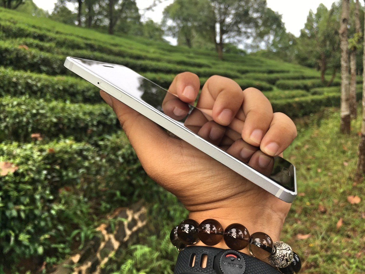 Mở hộp và trên tay nhanh Nokia 6