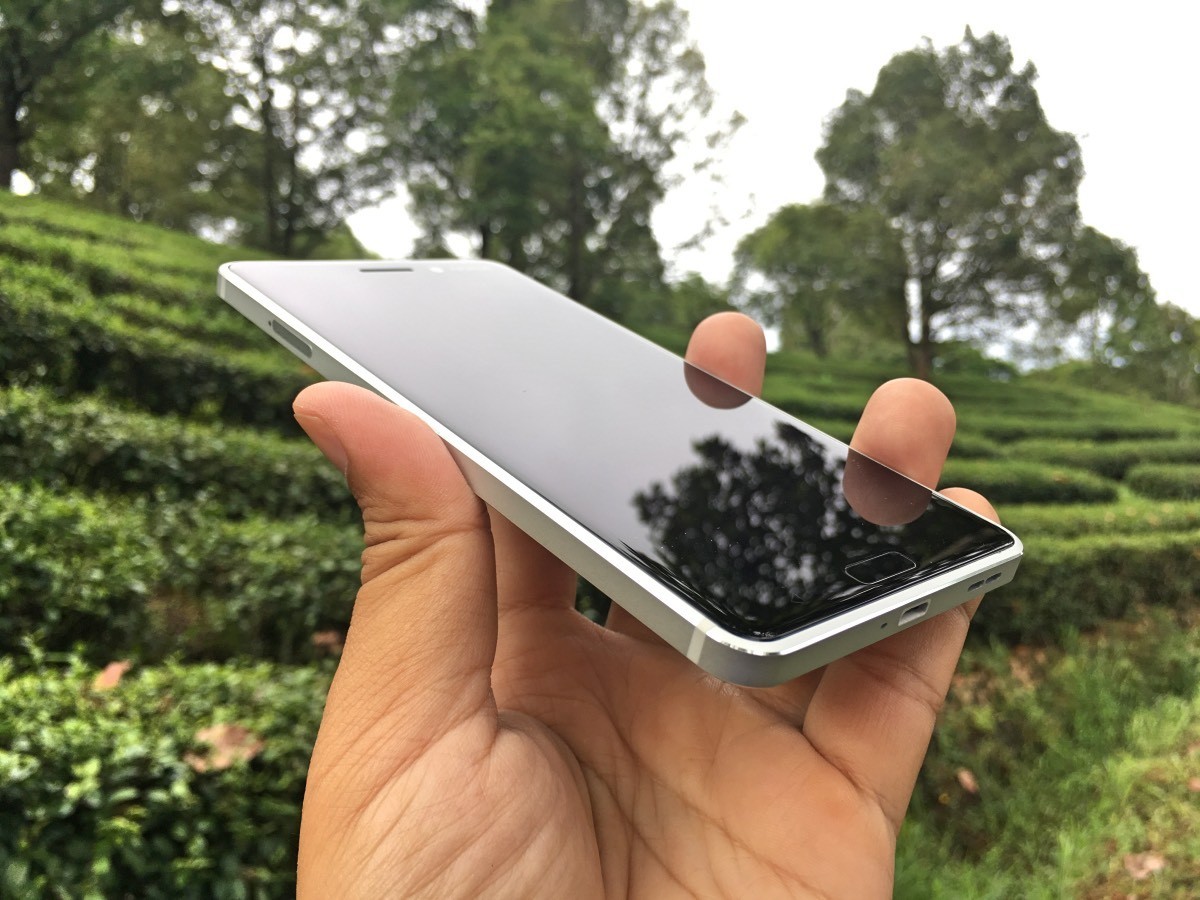 Mở hộp và trên tay nhanh Nokia 6