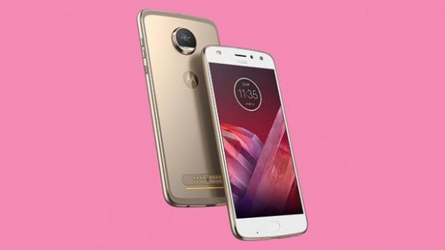 Motorola Moto Z2 Play ra mắt: màn 5,5 inch, Snapdragon 626, RAM 4GB, cảm biến vân tay nhiều chức năng