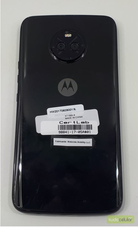 Moto X4 rò rỉ ảnh chụp thực tế