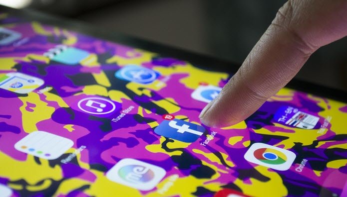 Người dùng lớn tuổi lo lắng về riêng tư cá nhân trên Facebook