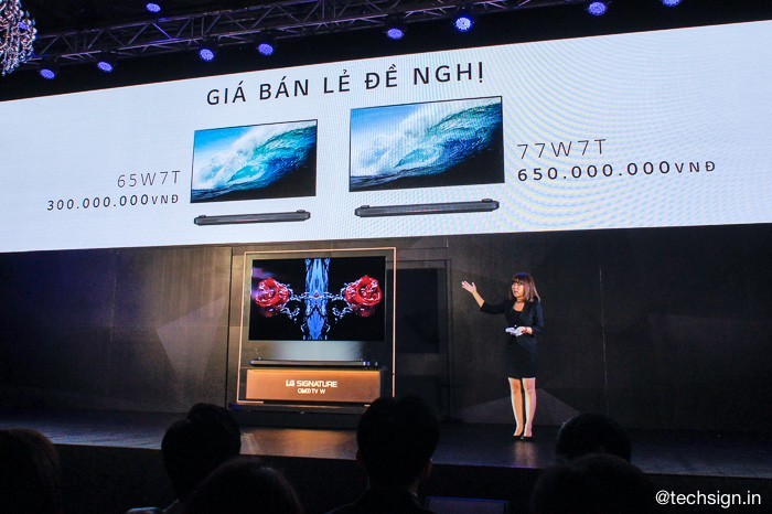 Lên kệ TV dán tường LG OLED Signature W, giá 300 và 650 triệu đồng