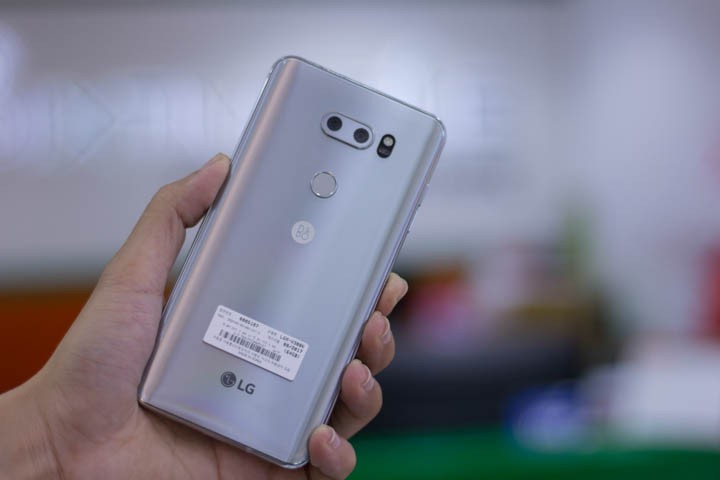 Trên tay LG V30: sự lột xác hoàn toàn của LG