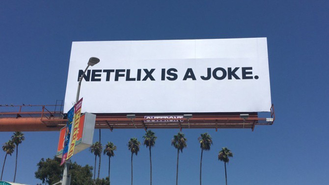 Bảng hiệu 'Netflix Is a Joke' xuất hiện trên các thành phố lớn nước Mỹ