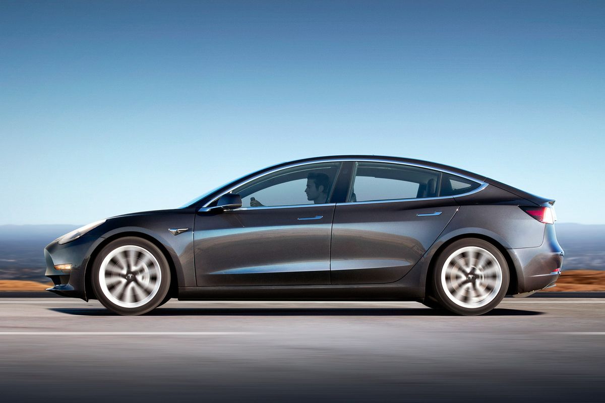 Tham vọng của Tesla: bây giờ là lắp đặt trạm sạc ở các cửa hàng tiện lợi