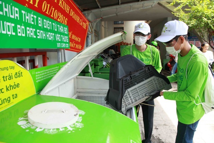 Đẩy mạnh thu gom, tái chế rác thải điện tử tại Hà Nội