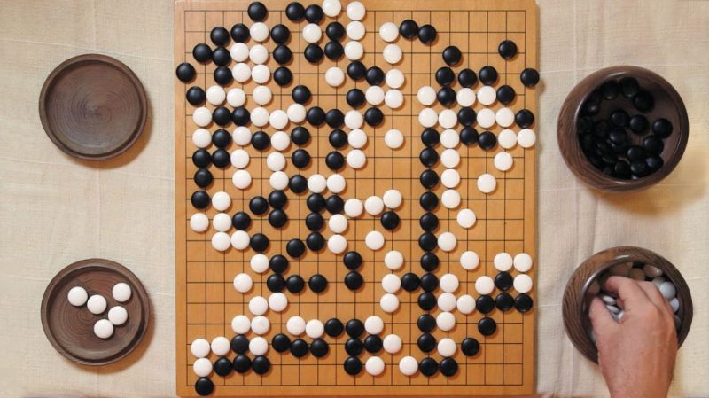 AI có tên AlphaGo Zero có thể tự dạy chính mình chơi cờ vây tốt hơn con người