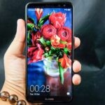 Trên tay smartphone Huawei Nova 2i: cầm gọn, camera chụp đẹp