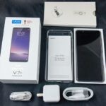 Ảnh trên tay smartphone Vivo V7 Plus