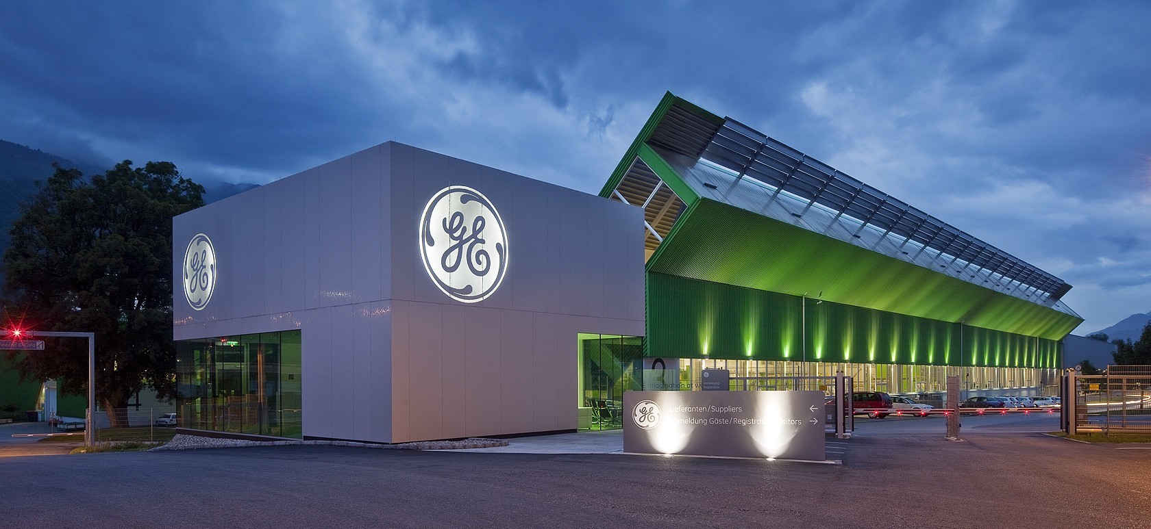 General Electric đưa 330.000 nhân viên gắn bó với nền tảng iOS và Mac