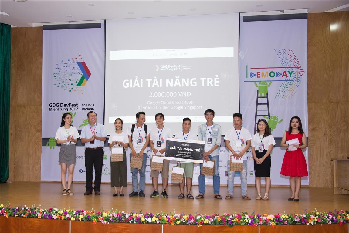 Long Vân đồng hành cùng DevFest 2017 tại Đà Nẵng