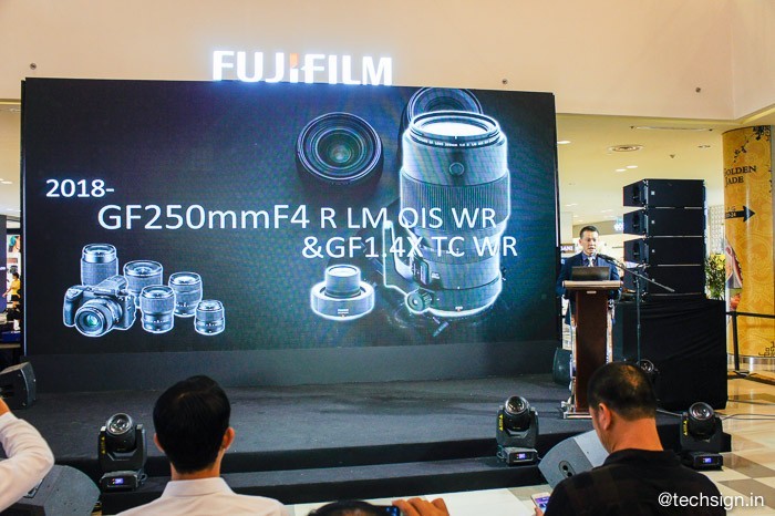 Ra mắt máy ảnh không gương lật Fujifilm X-E3