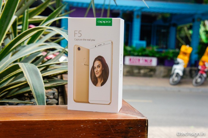 Mở hộp OPPO F5: nhiều tính năng nhưng giá không tăng