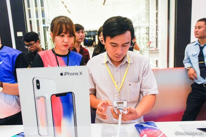 Thế Giới Di Động kết thúc sớm chương trình đặt trước iPhone X vì cháy hàng