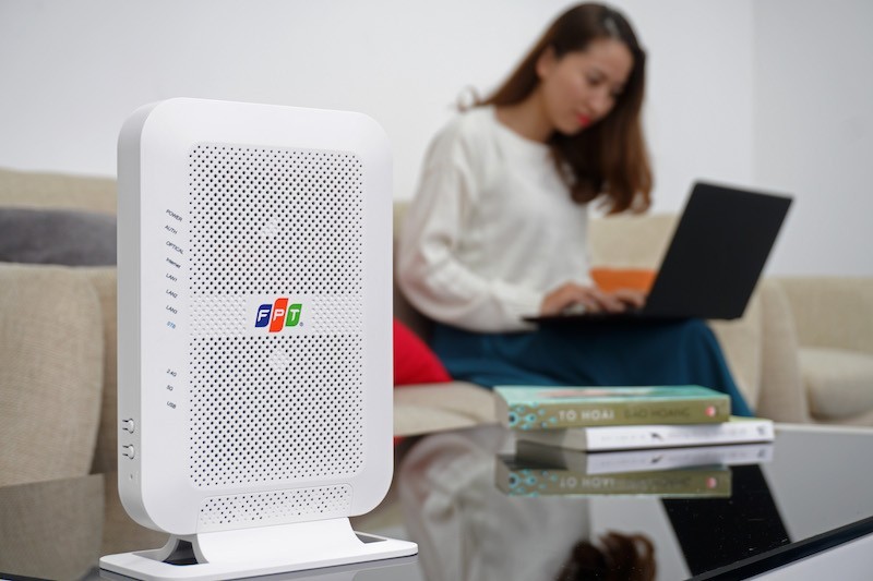 FPT Telecom trang bị modem Wi-Fi băng tầng kép cho khách đăng ký Internet cáp quang