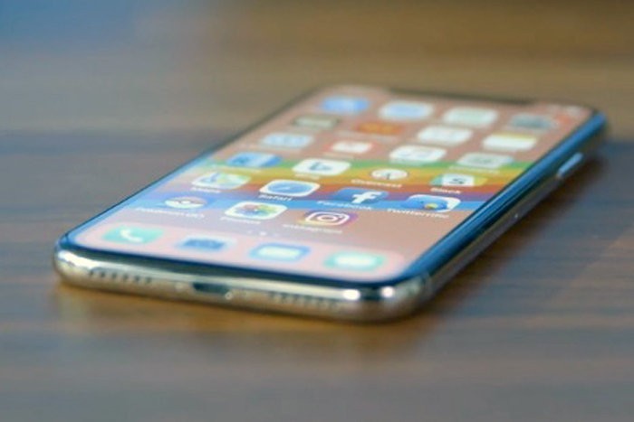 Vì sao việc làm tích cực nhất năm 2017 của Apple là thay pin iPhone giá 29 USD?