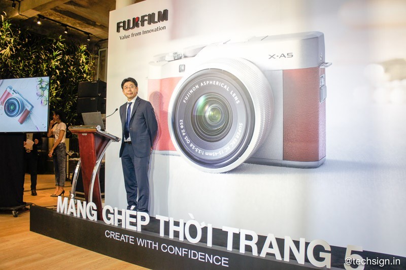 Fujifilm XA-5 ra mắt với ống kính tiêu cự mới, giá 15 triệu đồng