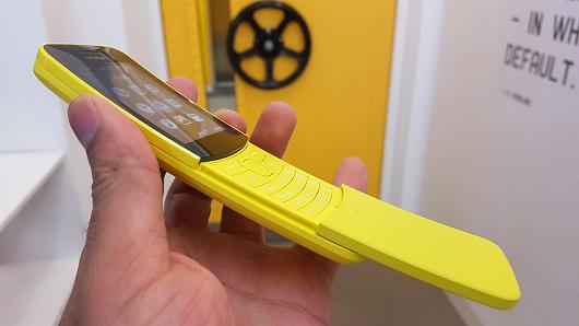 HMD Global giới thiệu phiên bản mới của Nokia 8110 tại MWC 2018