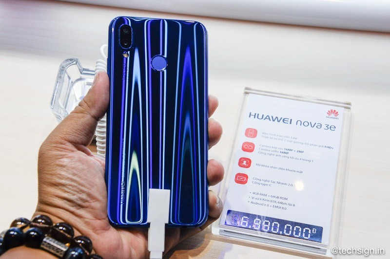 Ảnh cận cảnh Huawei Nova 3e: thiết kế, chụp ảnh đẹp, mặt lưng kính lưu dấu vân tay